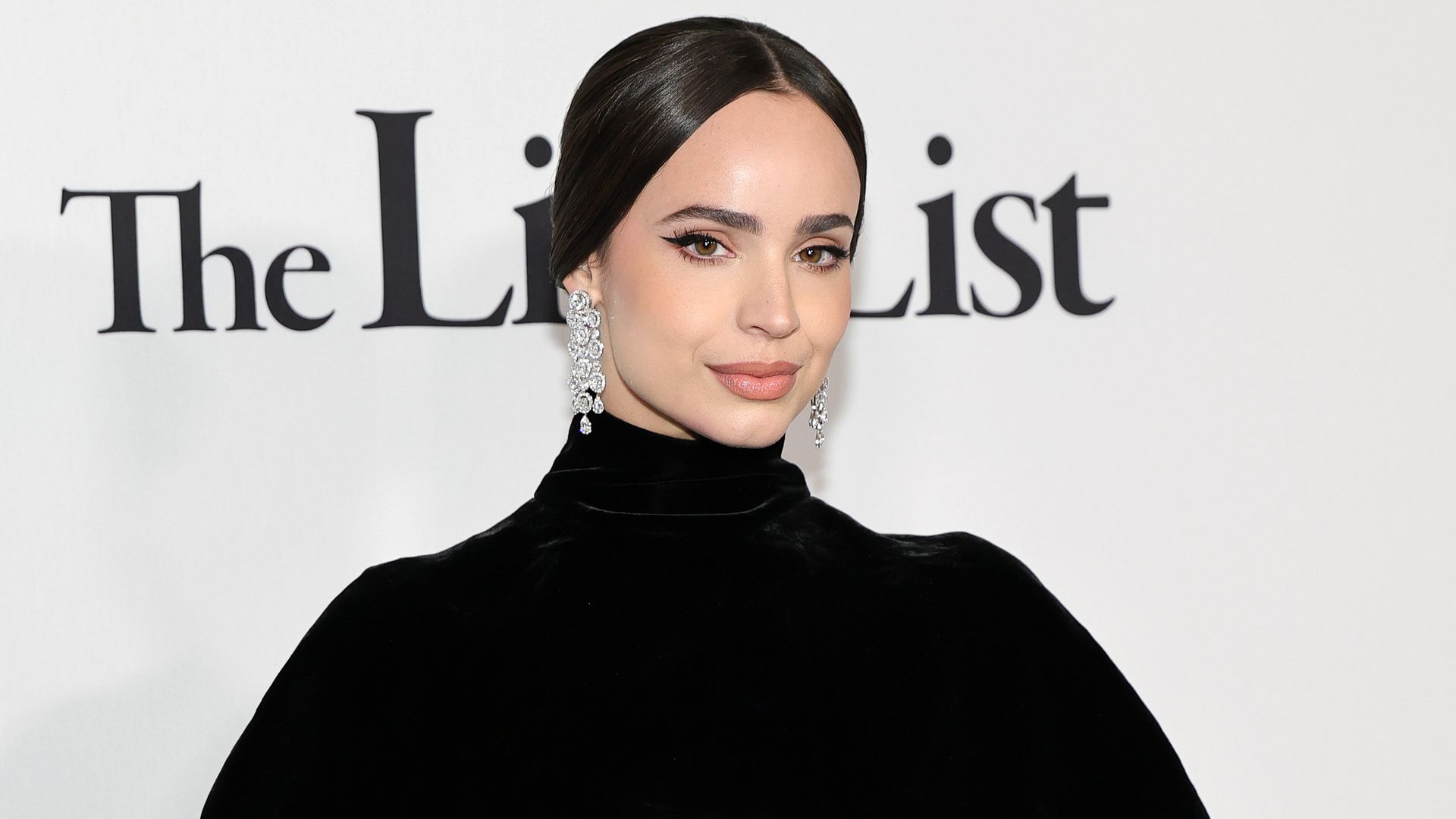 Sofia Carson ha revelado cuál es su 'blush' favorito y es perfecto para primavera