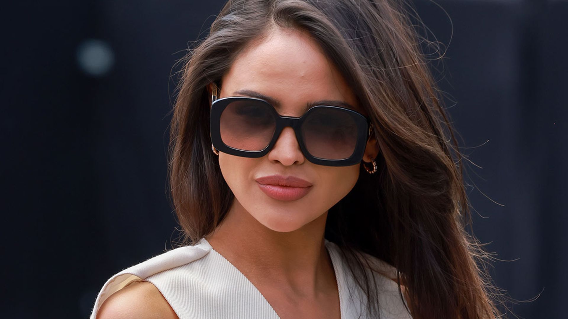 Sorpresa, Eiza González presume su nuevo tatuaje