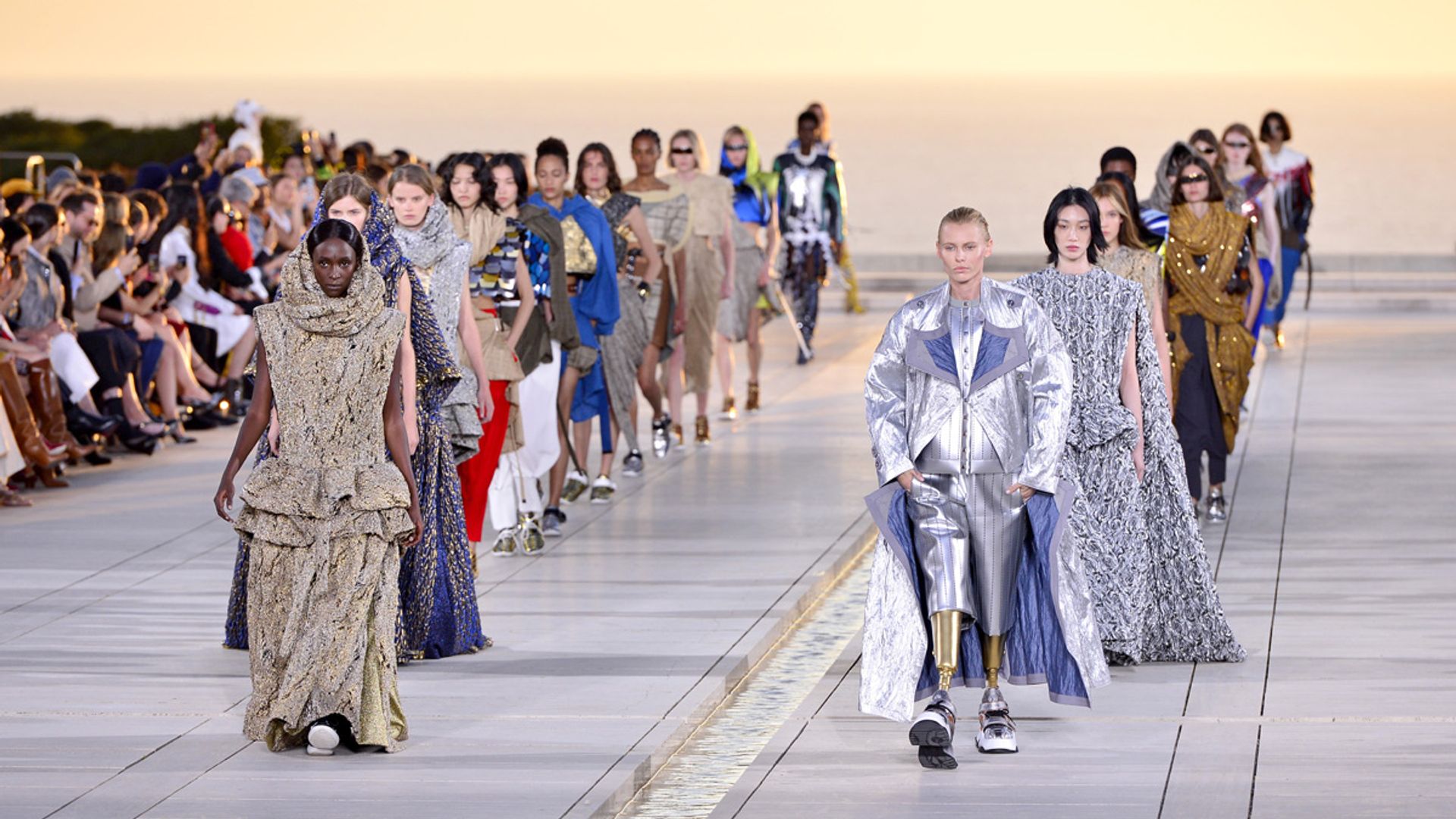'El Juego del Calamar' y Louis Vuitton se unen en un desfile histórico en Seúl