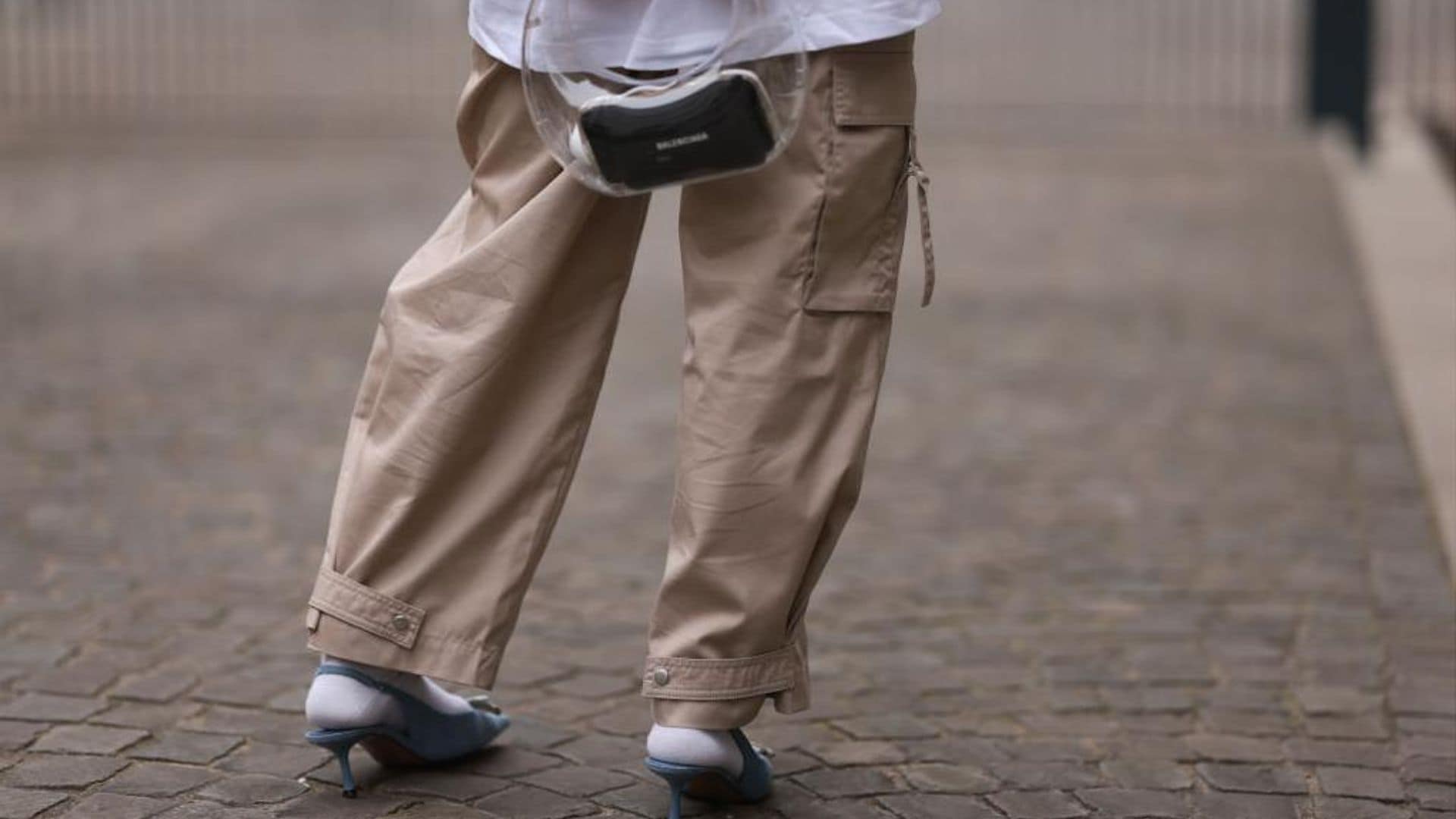 El regreso de los ‘cargo pants’’: estilo y funcionalidad en una prenda de moda