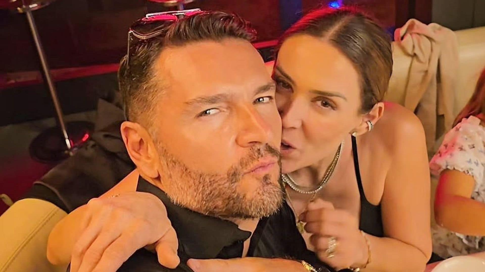 Jacky Bracamontes y Martín Fuentes.