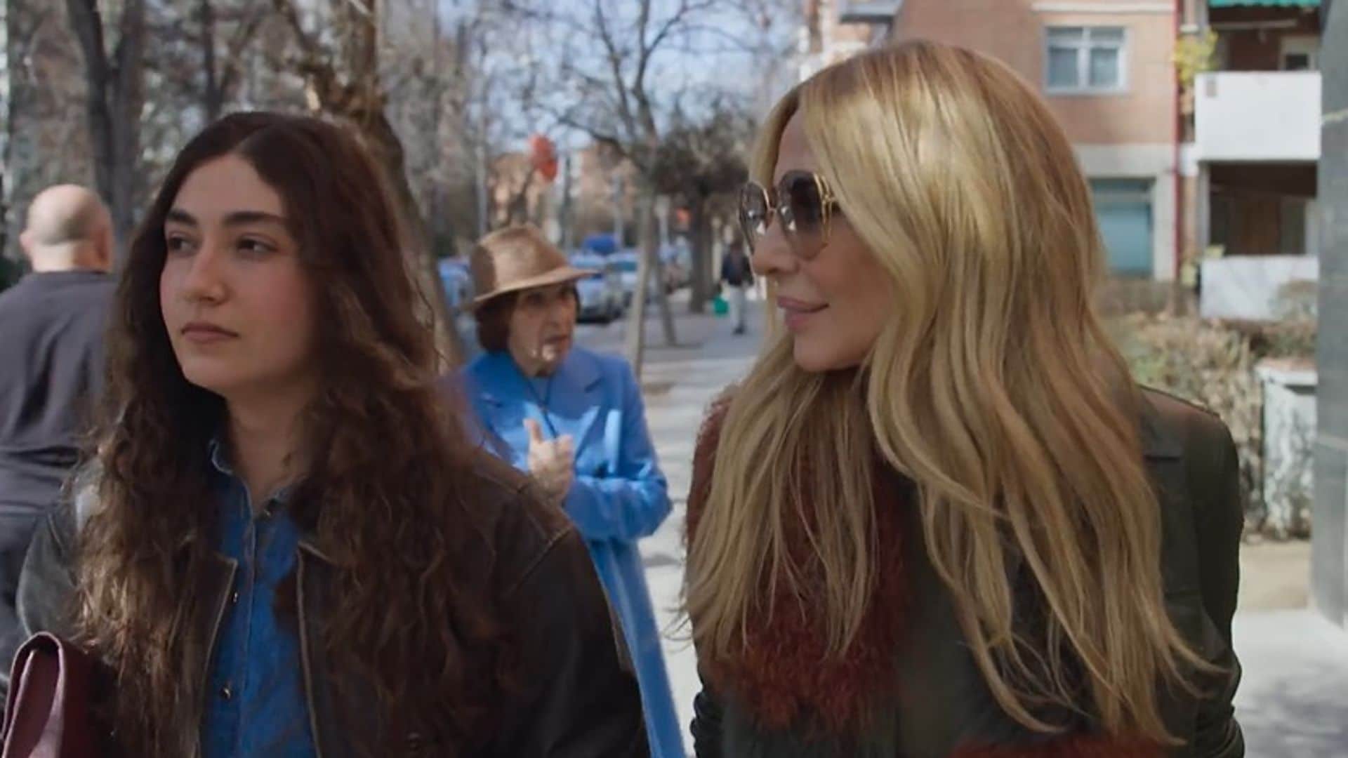 Marta Sánchez, según su hija Paula en su primera entrevista en televisión: ni ídolo ni mito, “simplemente mamá”