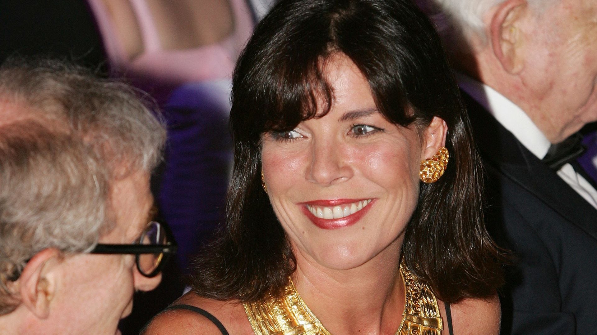 Vestidos de Carolina de Mónaco que inspiran looks de fiesta