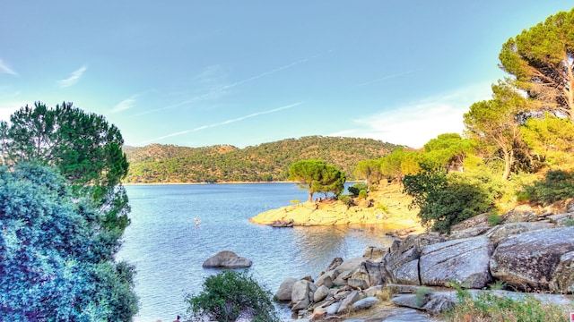 Pantano de San Juan en Madrid, un oasis para aliviar el calor en verano