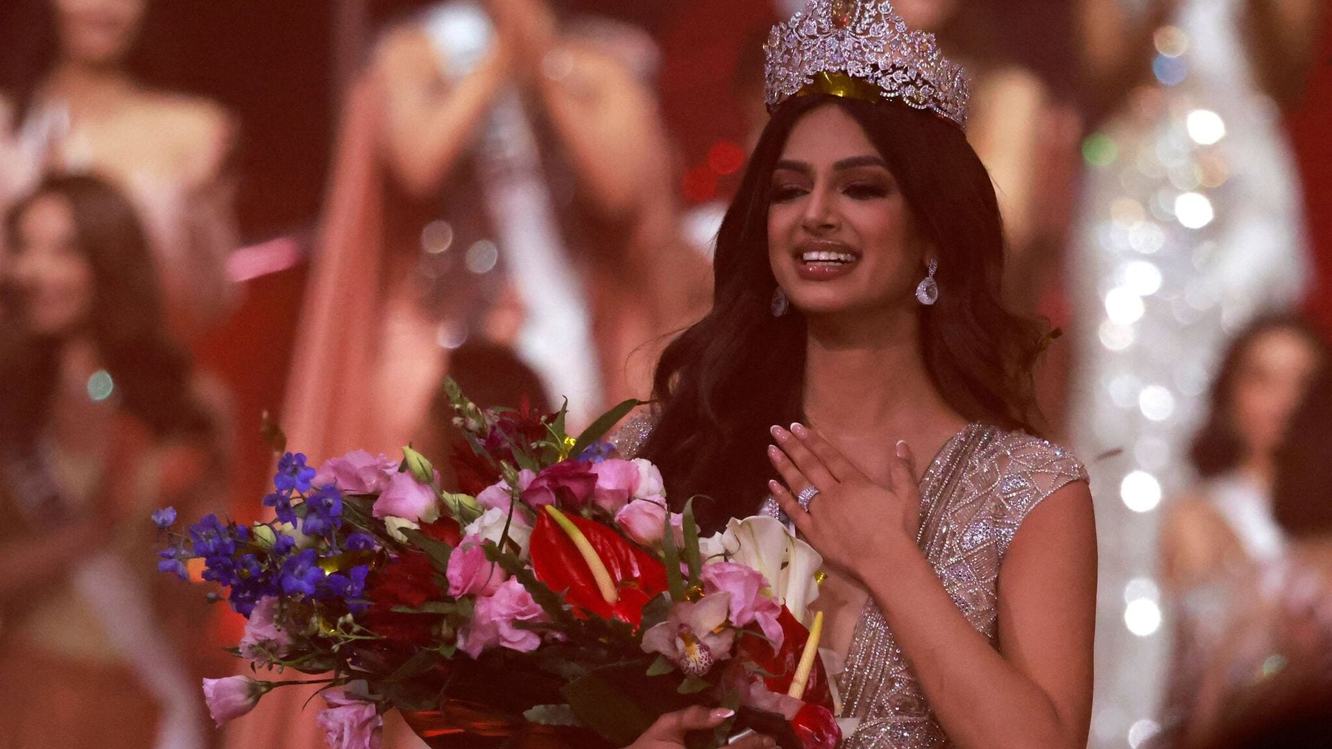 Harnaaz Sandhu, Miss India, se corona como Miss Universo 2021
