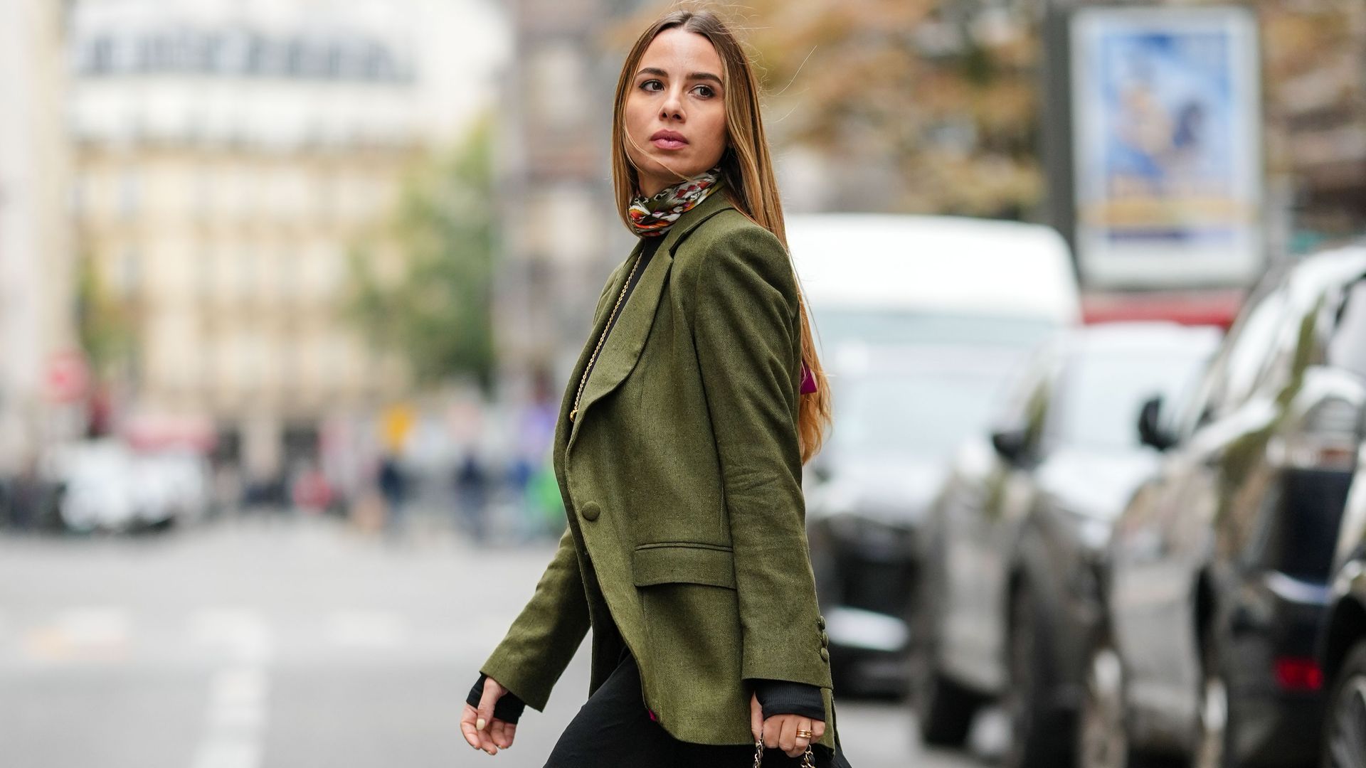 Los looks con chaqueta que nuestra estilista recomienda para cada uno de tus planes de temporada