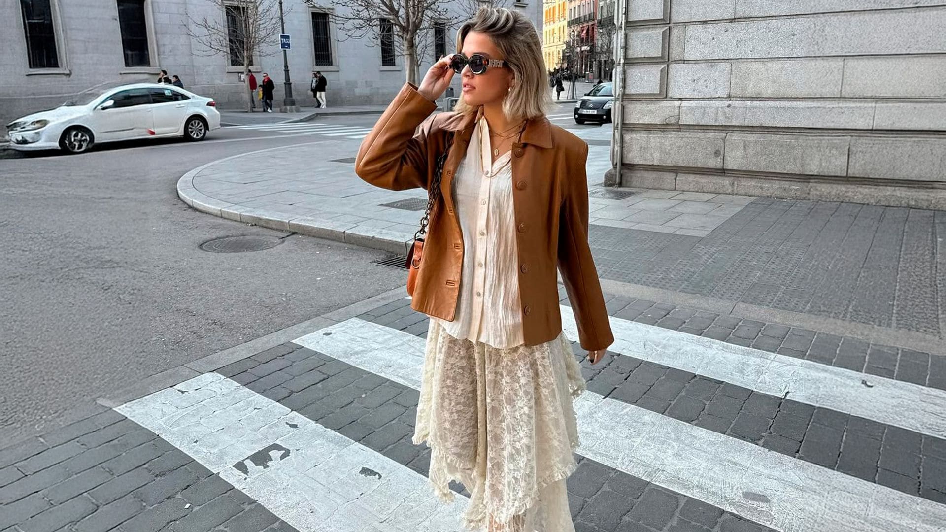Cómo llevar falda midi
