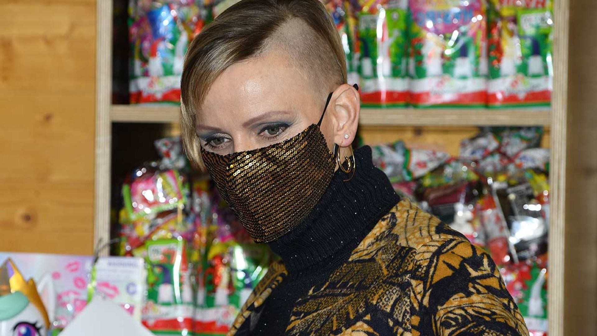 El inesperado y radical cambio de 'look' de Charlene de Mónaco, ¿la reconoces?