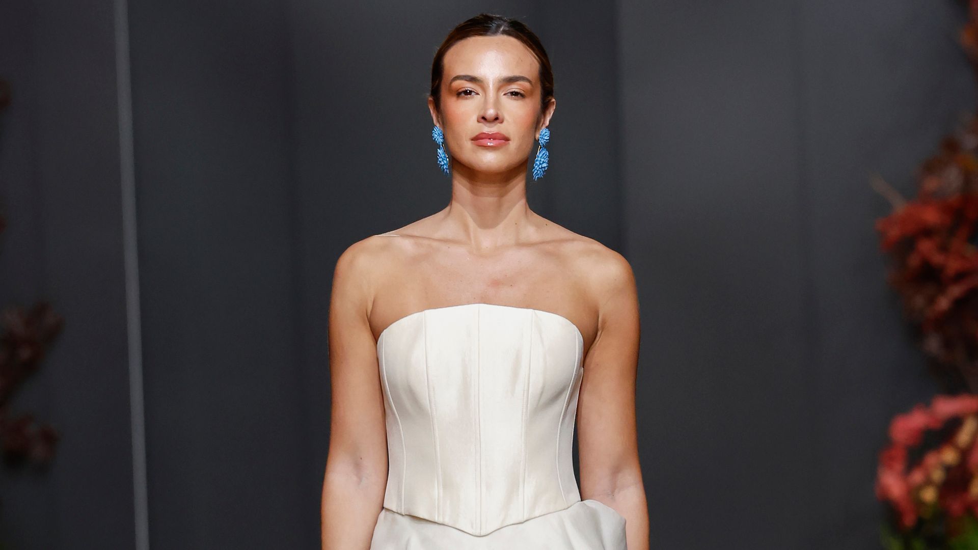 Si te casas dentro de poco, ficha las 14 tendencias para novias vistas en Atelier Couture