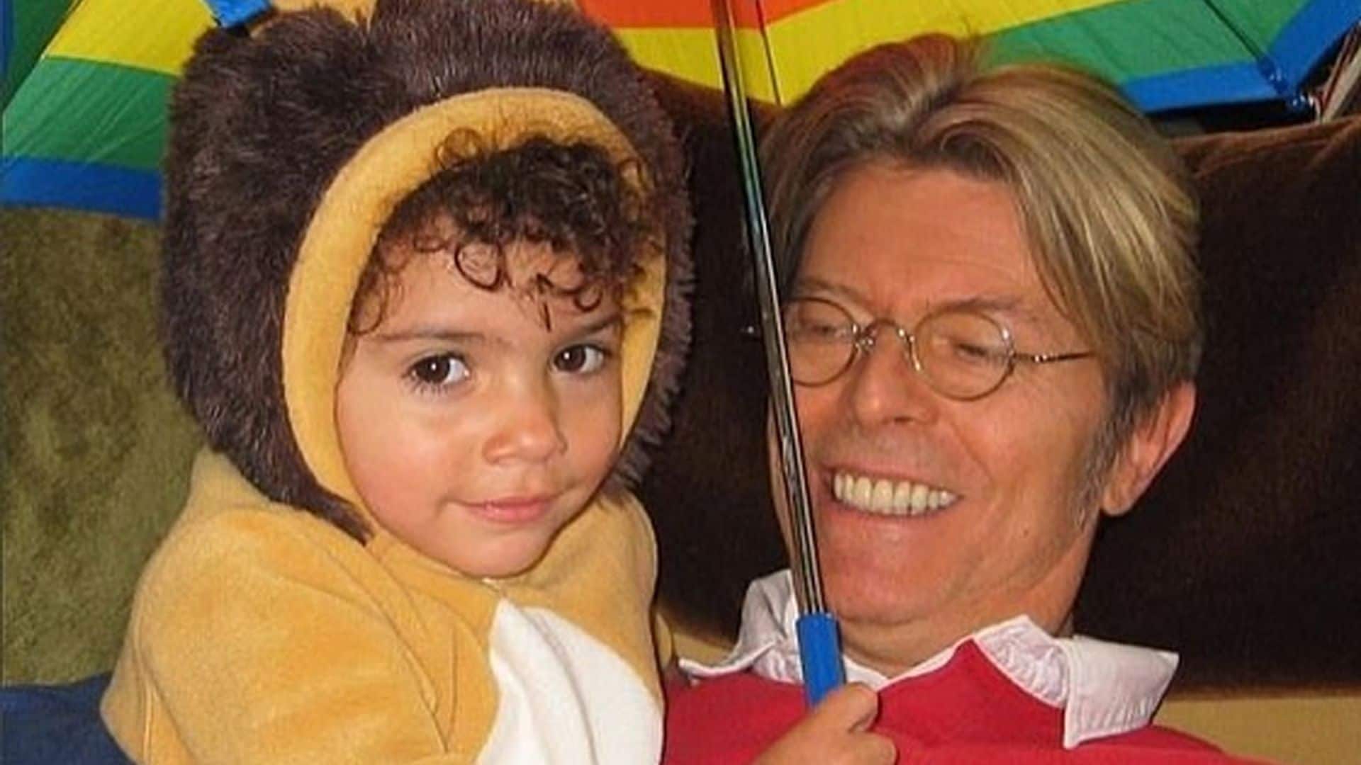 Lexi, hija de David Bowie, se sincera sobre los duros momentos que atravesó tras la muerte de su padre