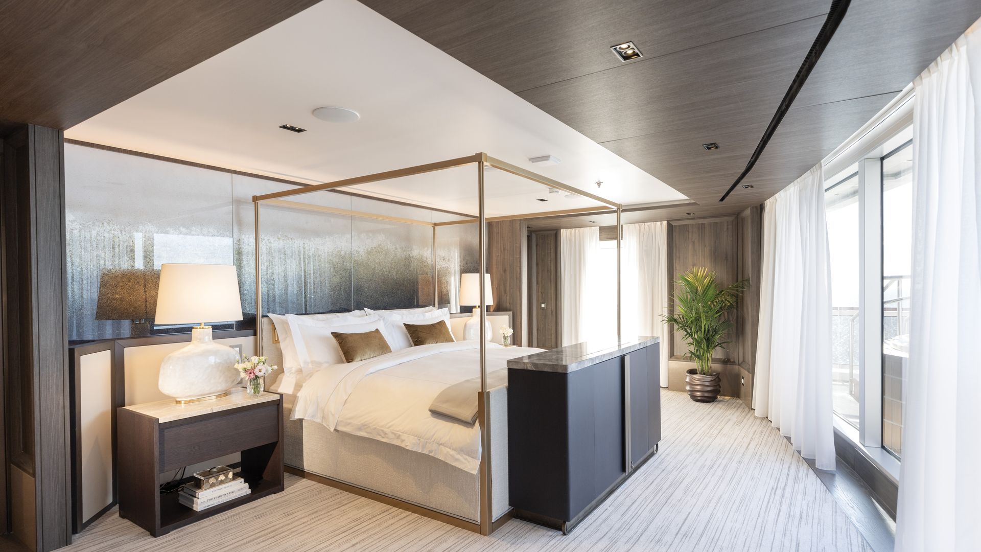 'Suite' con balcón en Regent Seven Seas Cruises® 3.