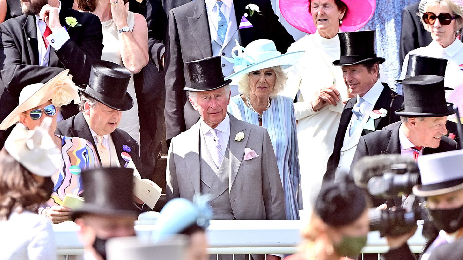 Ascot vuelve a brillar, pero sin Isabel II: el desfile de 'royals' en las carreras