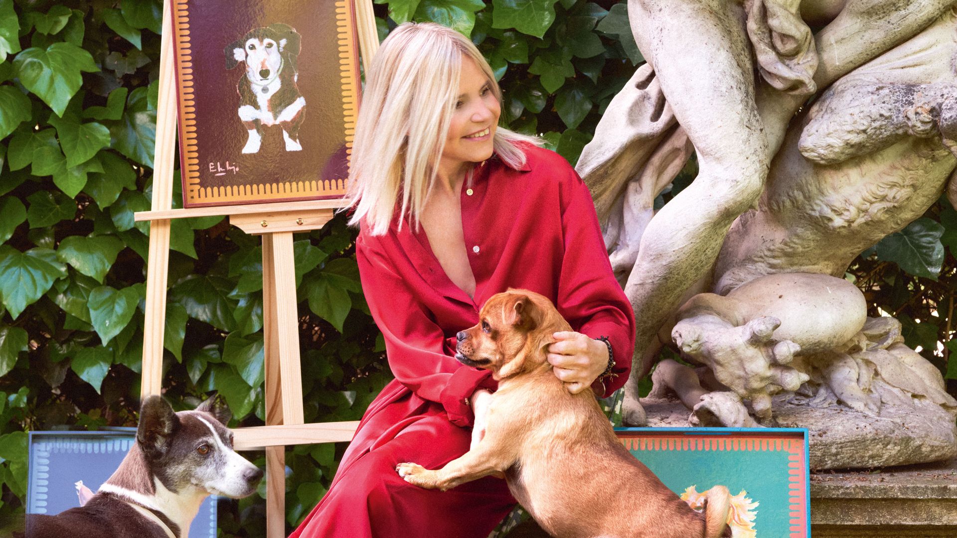 Eugenia Martínez de Irujo con sus perros