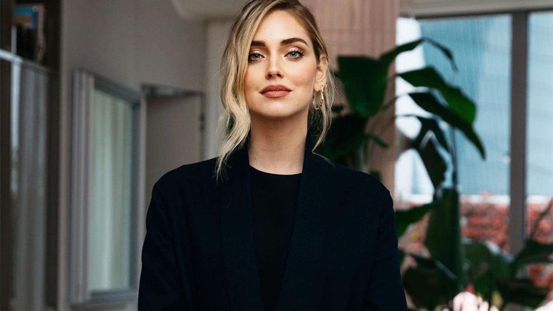 La prensa italiana, sus fans... ¿por qué todo el mundo habla de estos zapatos de Chiara Ferragni?
