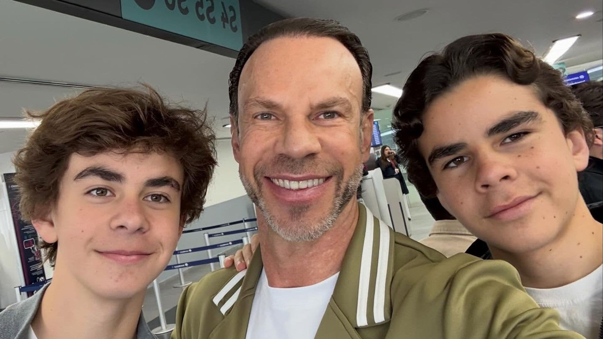 Zague y sus hijos, Leonardo y Paulo a punto de despedir el año