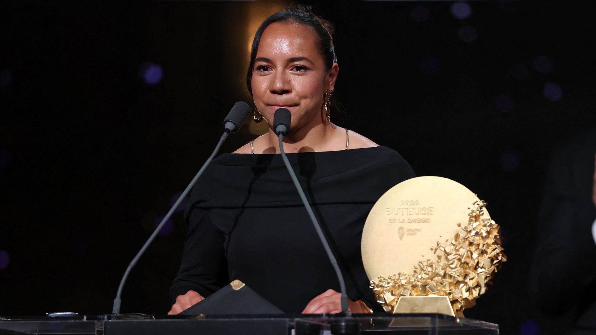 Charlyn Corral fue reconocida con el Trofeo Gerd Müller Ten la gaña del Balón de Oro 2026.