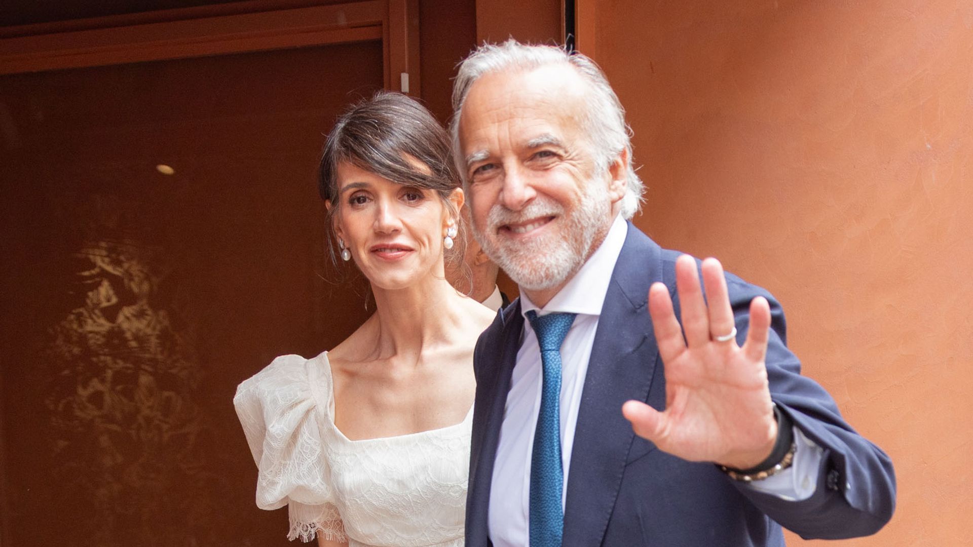 Paco Arango con su ya mujer, Begoña Aguilera