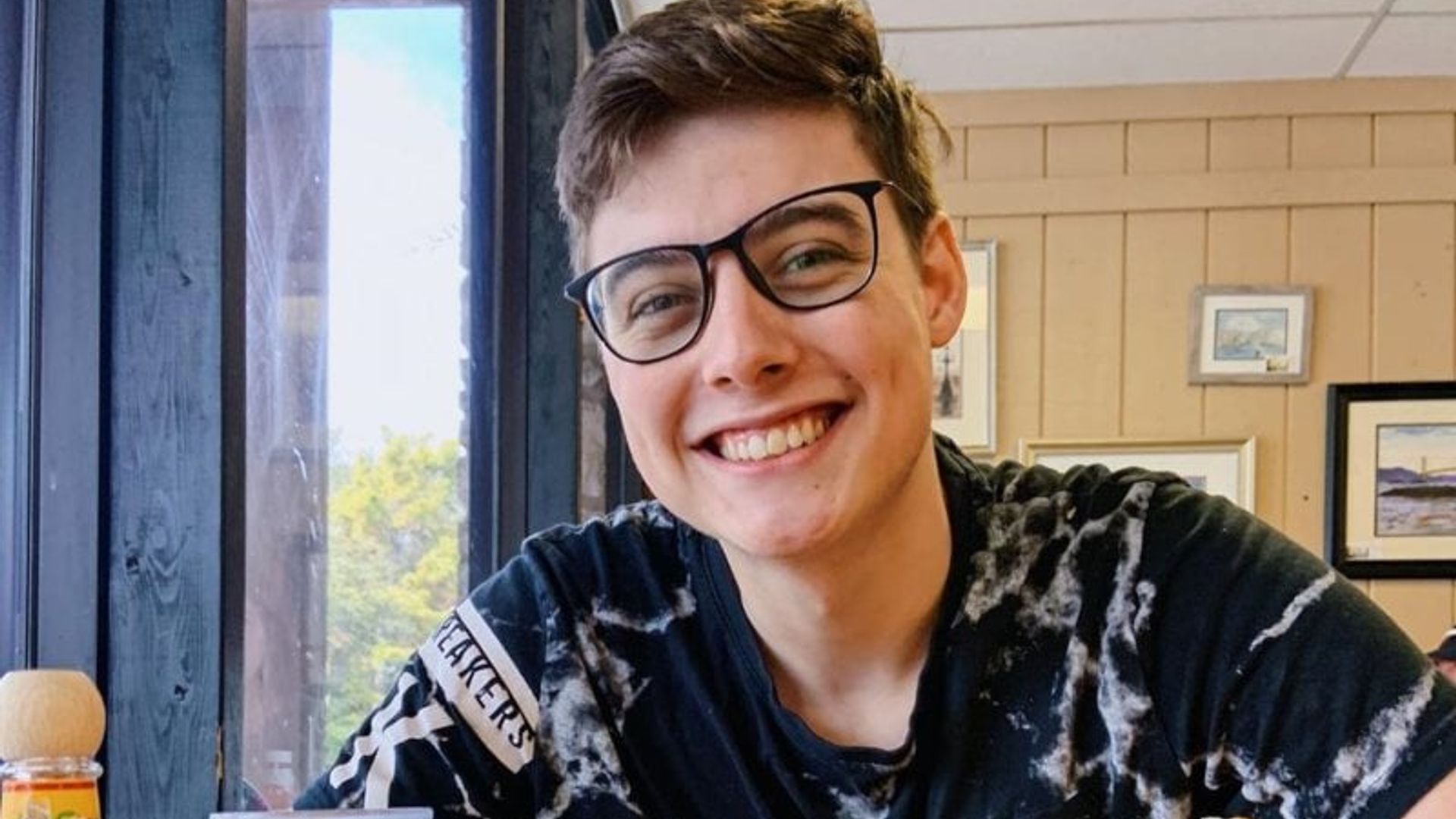 Consternación por la muerte del joven padre, famoso en redes, Landon Clifford a los 19 años