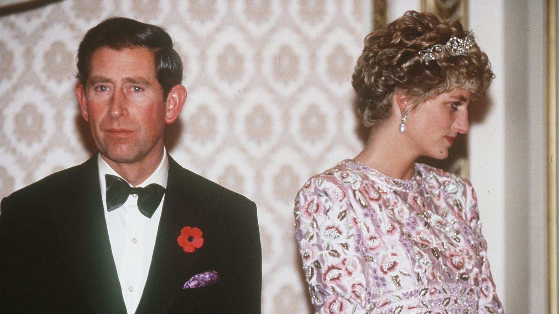 El príncipe Carlos y la princesa Diana en un viaje a Corea del Sur en 1992, antes de que se confirmara su separación.