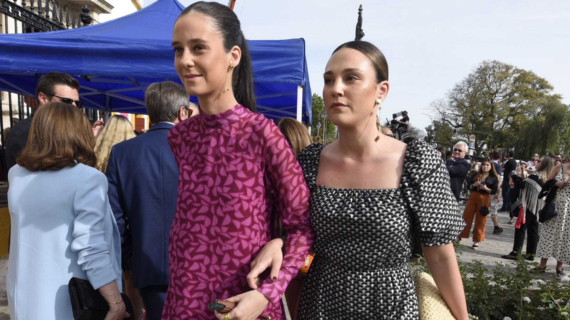 La infanta Elena y Victoria de Marichalar reaparecen en Sevilla tras visitar a don Juan Carlos en Abu Dabi