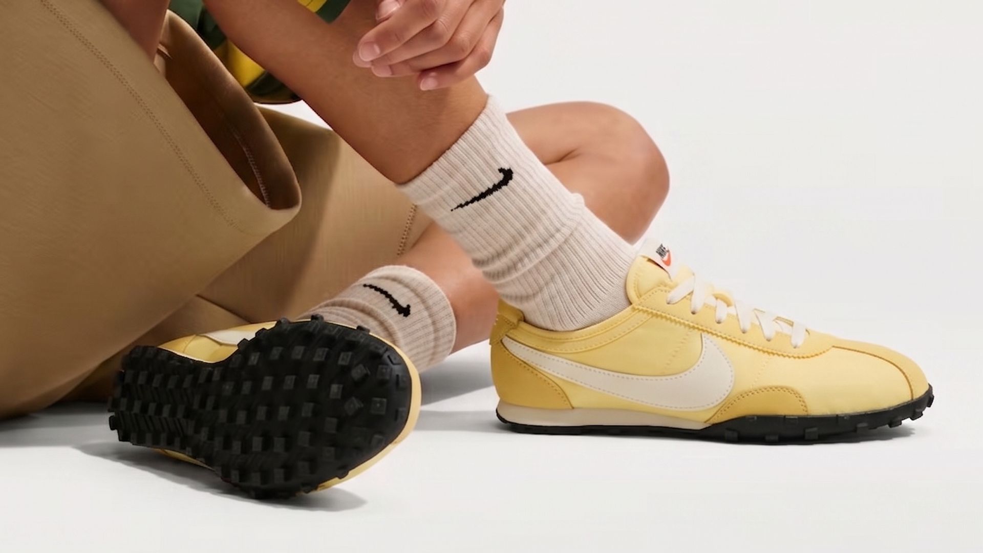 Localizadas las zapatillas de Nike más tendencia del otoño: son preciosas, comodísimas y en un color que no te esperas
