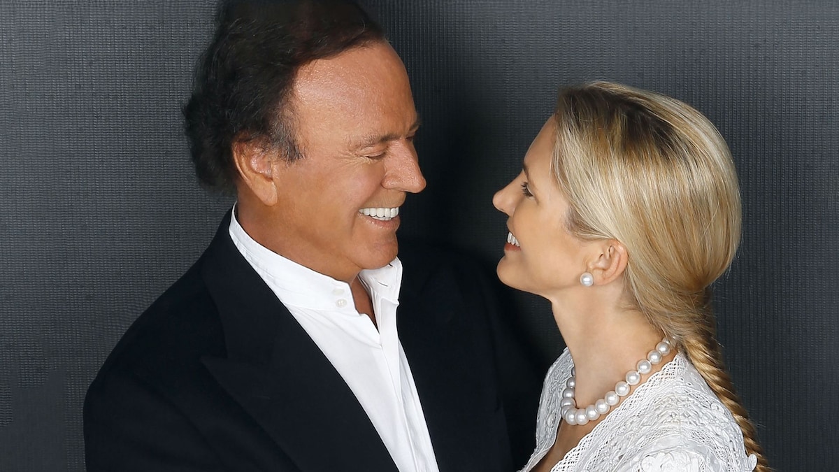Julio Iglesias habla con ¡HOLA! de su nueva casa en Orense:  Es bellísima y vamos a ir este verano 