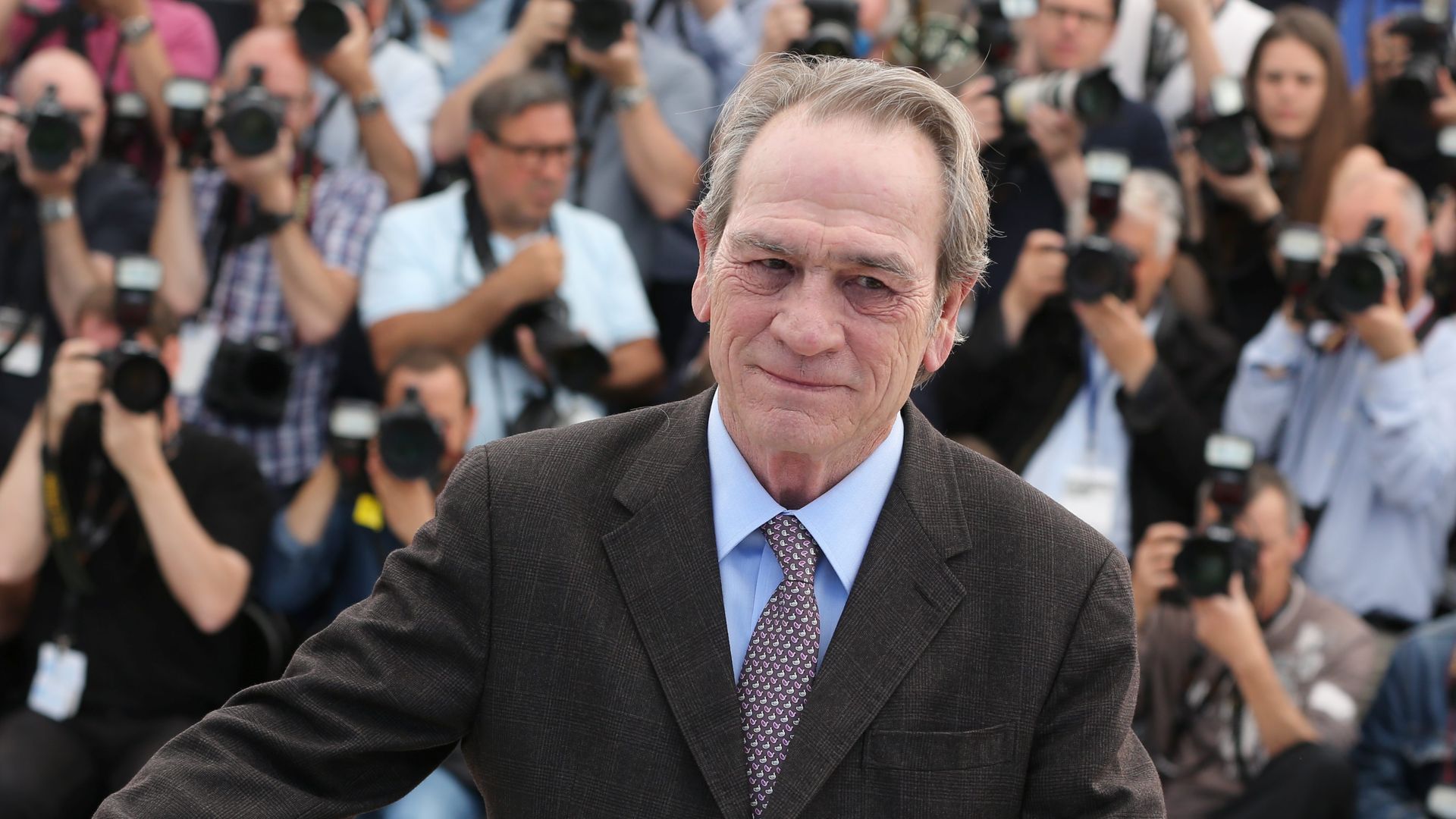 Tommy Lee Jones regresa a la televisión 40 años después y se une a Ethan Hawke en 'Verdades ocultas'