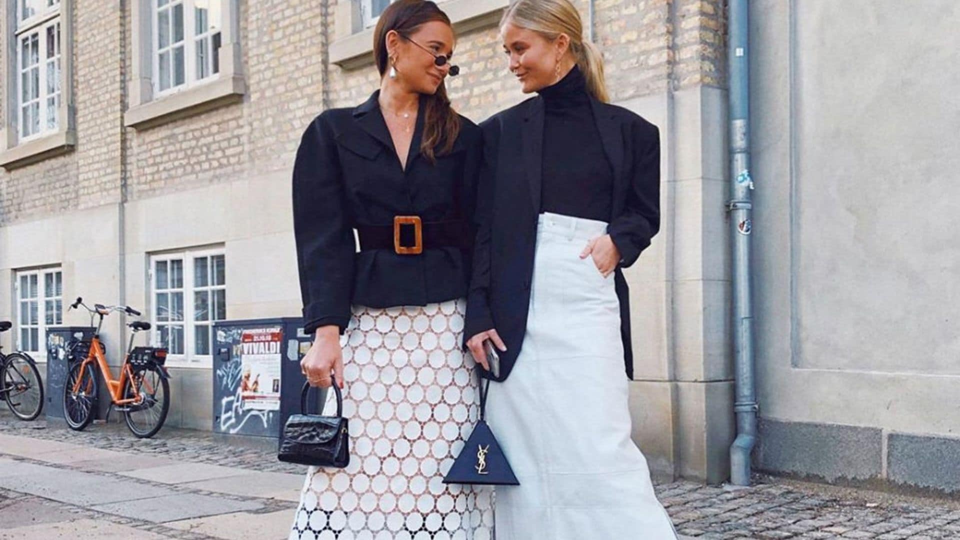 De lunes a domingo: estas faldas 'midi' combinan genial con botas y zapatillas
