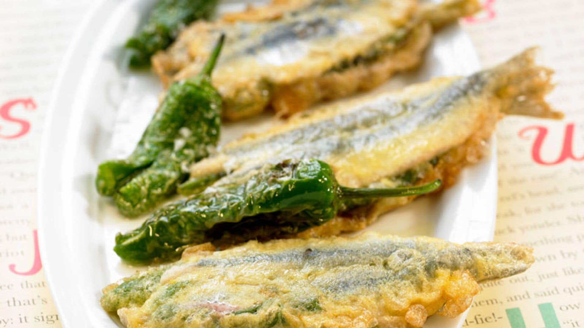 Anchoas fritas rellenas de pimiento