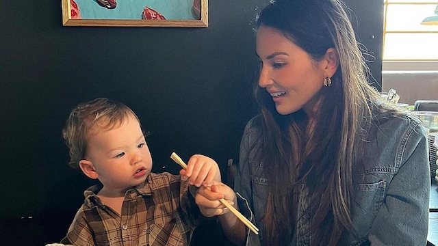 olivia munn y su hijo