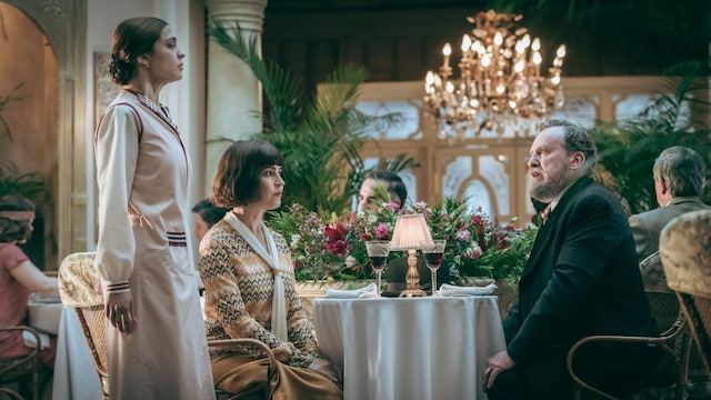 Las tramas abiertas y lo que nos espera en el final de 'La Favorita 1922' que esta noche echa el cierra en Telecinco