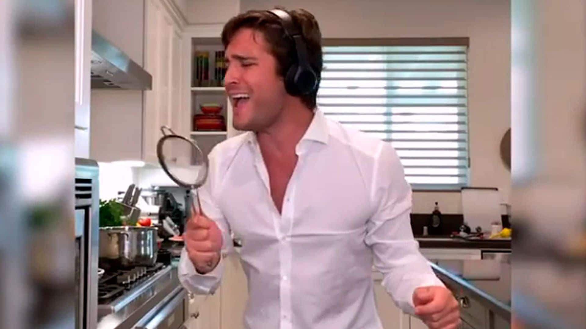 Diego Boneta anuncia de la forma más divertida cuándo se estrenará la segunda temporada de 'Luis Miguel, la serie'