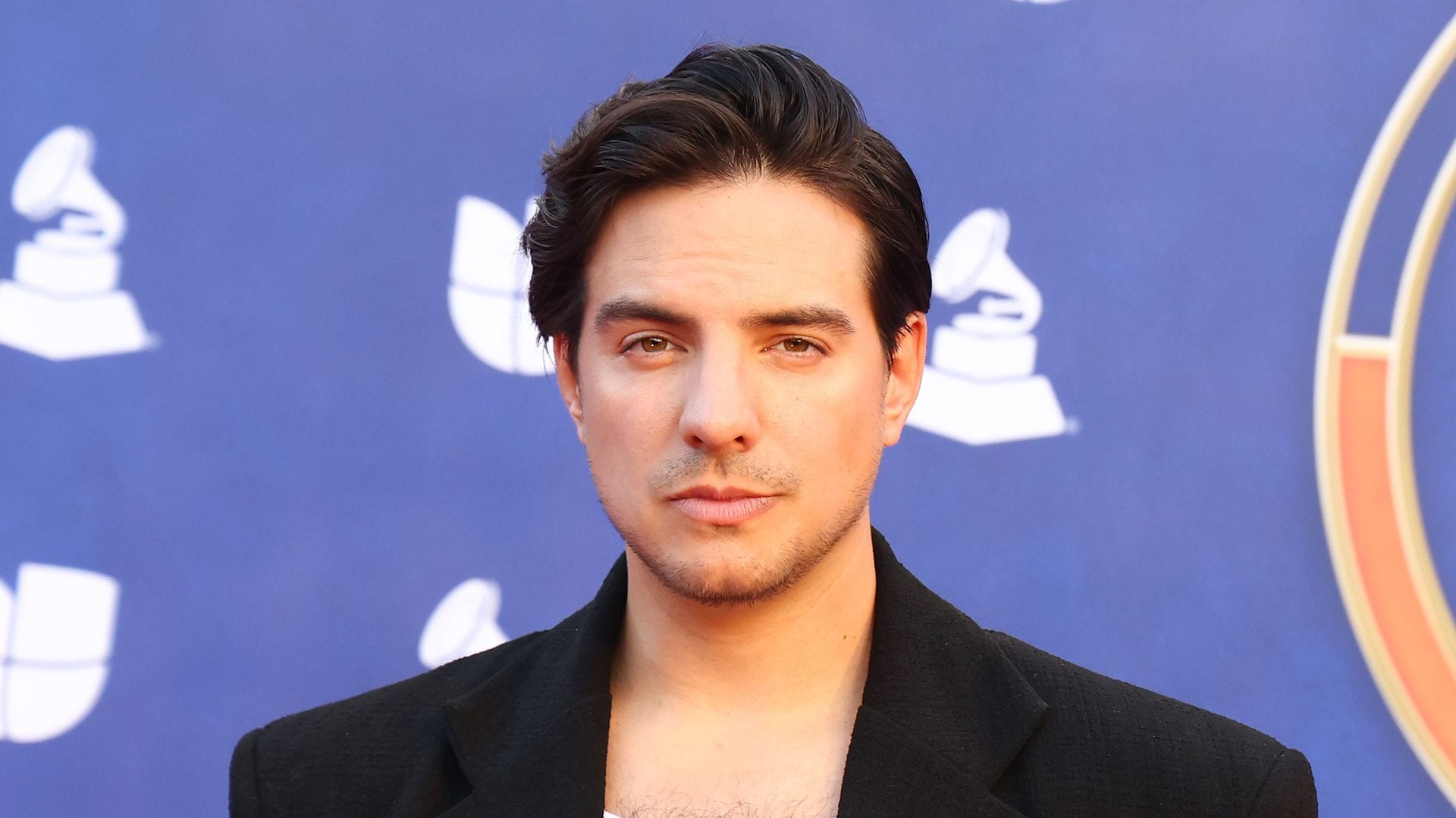 Vadhir Derbez se lleva un susto que lo hizo correr preocupado a la sala de emergencias 