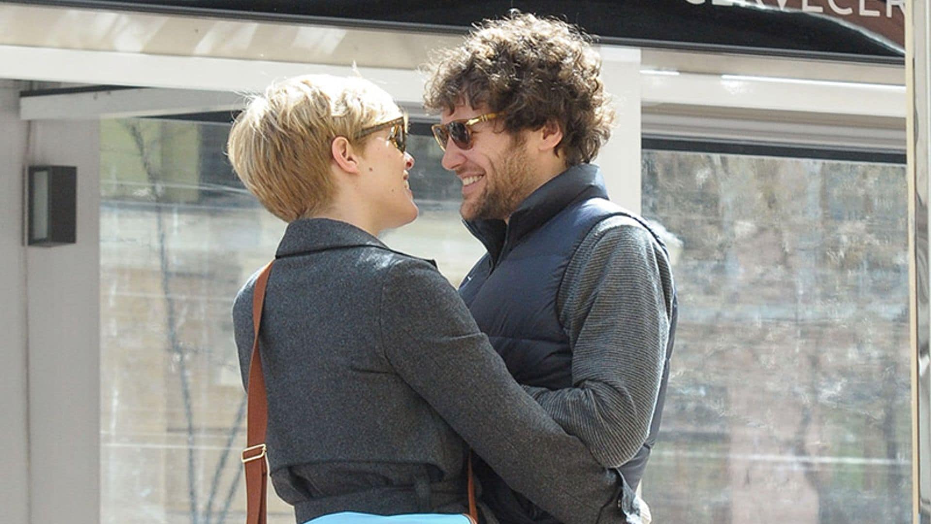 Gonzalo Villar, el amor en la sombra de Tania Llasera
