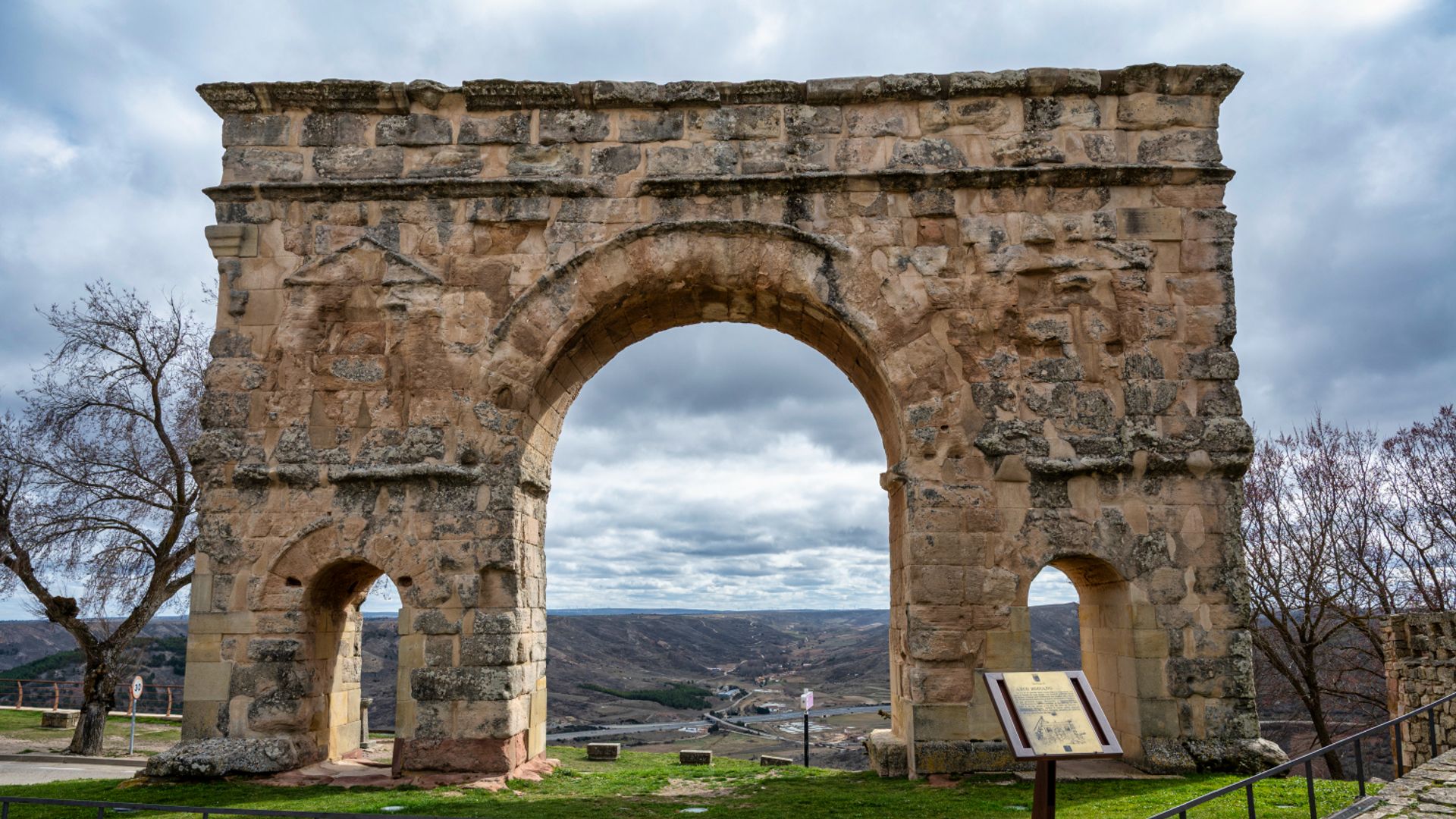 Arco romano Medinaceli, Soria