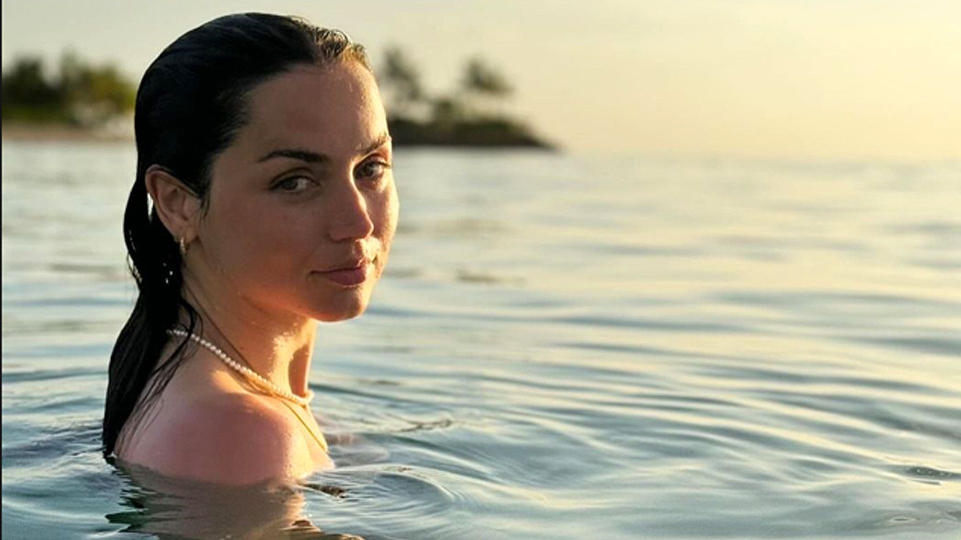 Ana de Armas, los Beckham, Elsa Pataky y otras 'celebs' que disfrutan de la Navidad en destinos paradisiacos