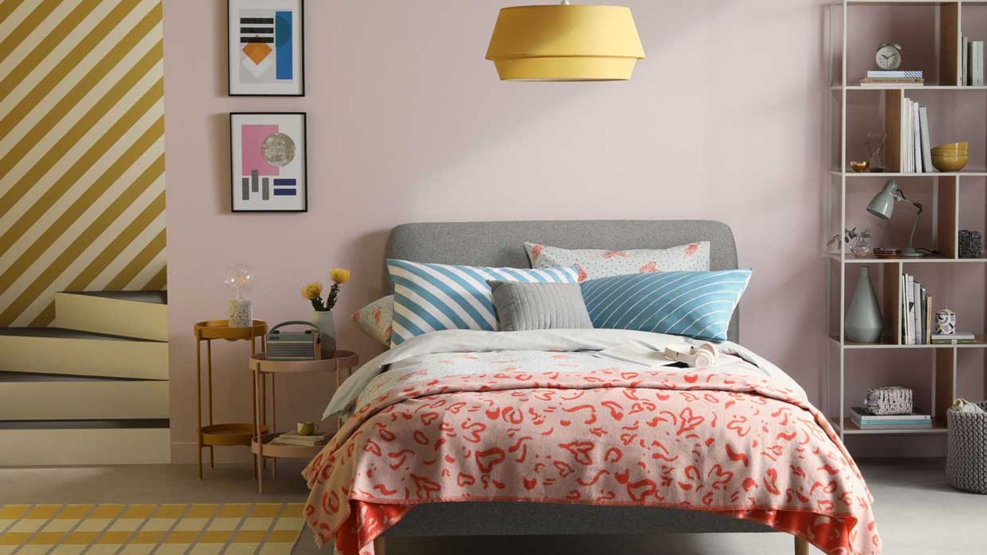 Vuelven los 70 con una decoración libre, atrevida y, por supuesto, a todo color