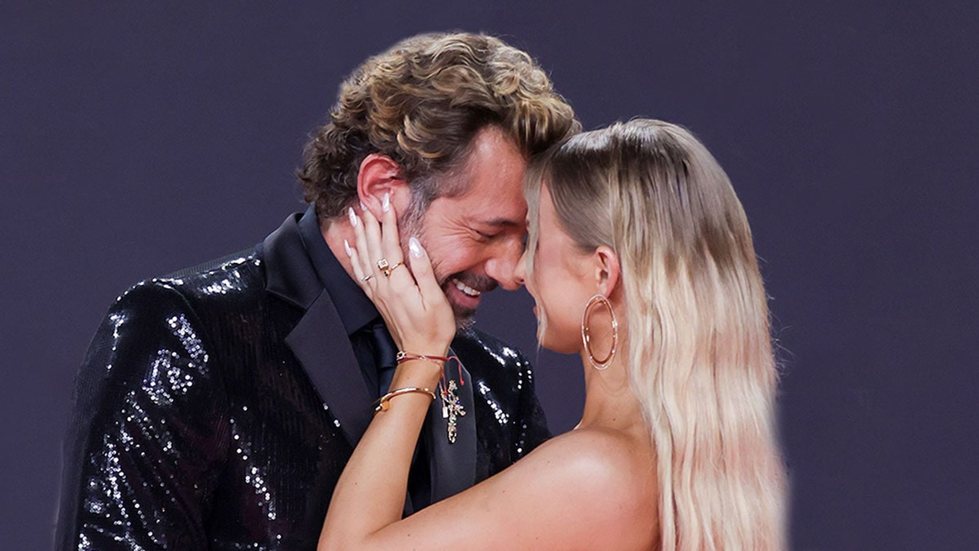 Con un romántico mensaje escrito en ruso, Gabriel Soto llama ‘esposa’ a Irina Baeva