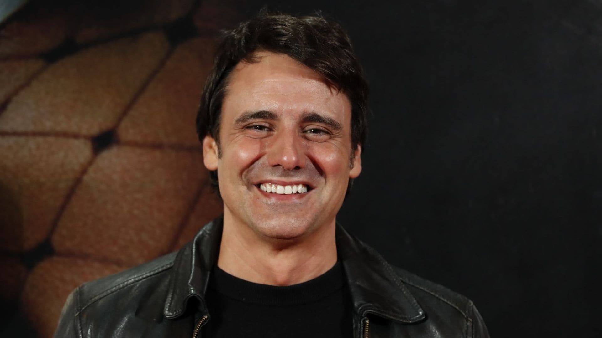 Ion Aramendi vuelve a Telecinco para presentar el debate de 'Supervivientes'