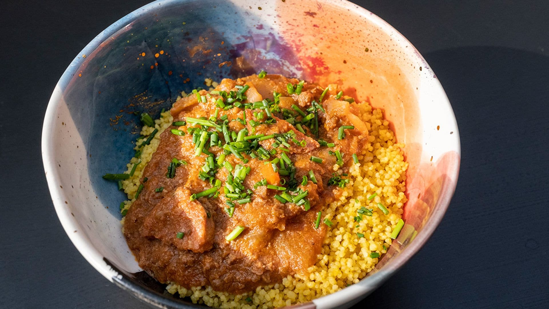 Cous cous y boloñesa especiada de ternera con tomate