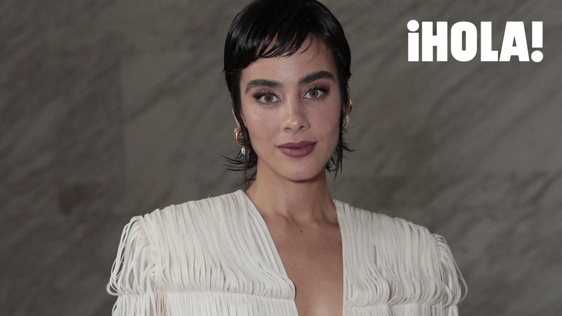 Esmeralda Pimentel en su versión más vanguardista para la alfombra roja de los Premios Platino