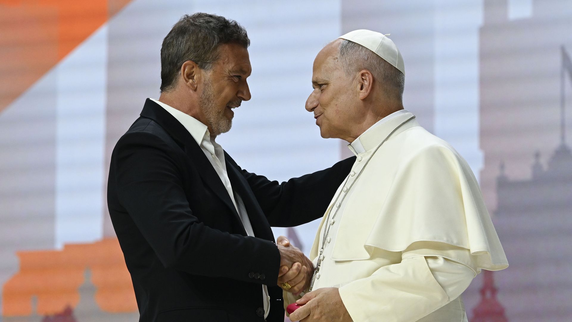 La emotiva confesión de Antonio Banderas: "Santo Padre, he sido víctima del hechizo de Dios"