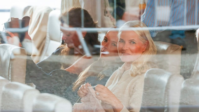 Mette Marit, en el interior de una de las embarcaciones
