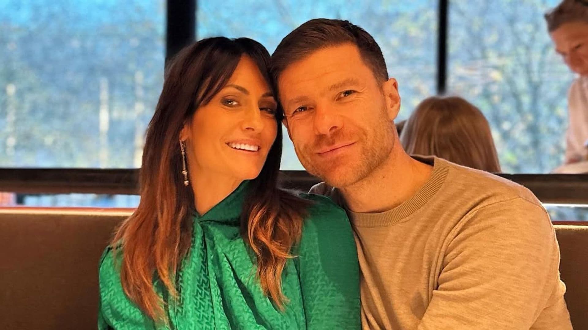 Nagore Aranburu y Xabi Alonso comparten los detalles de su última cita romántica en un restaurante italiano