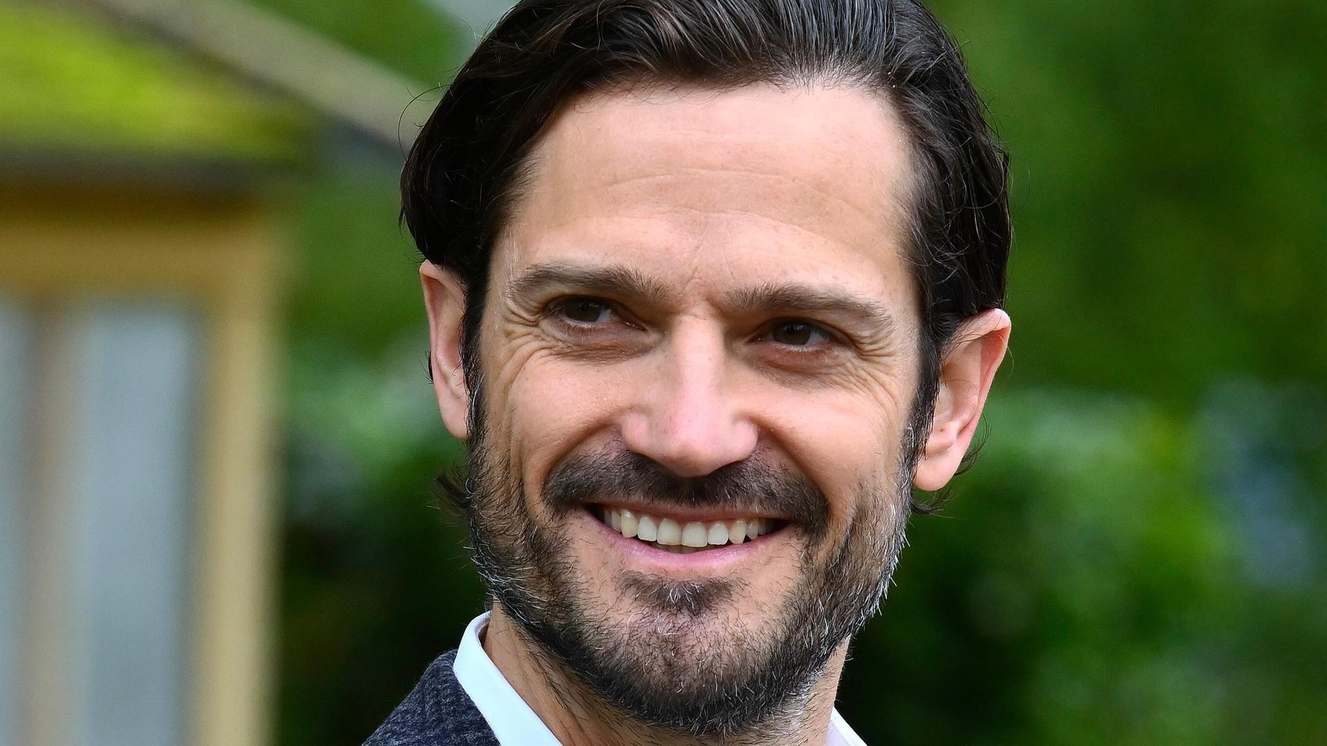 El príncipe que pudo ser rey: por qué Carlos Felipe de Suecia sigue siendo el 'royal' más atractivo (y con más estilo) de Europa