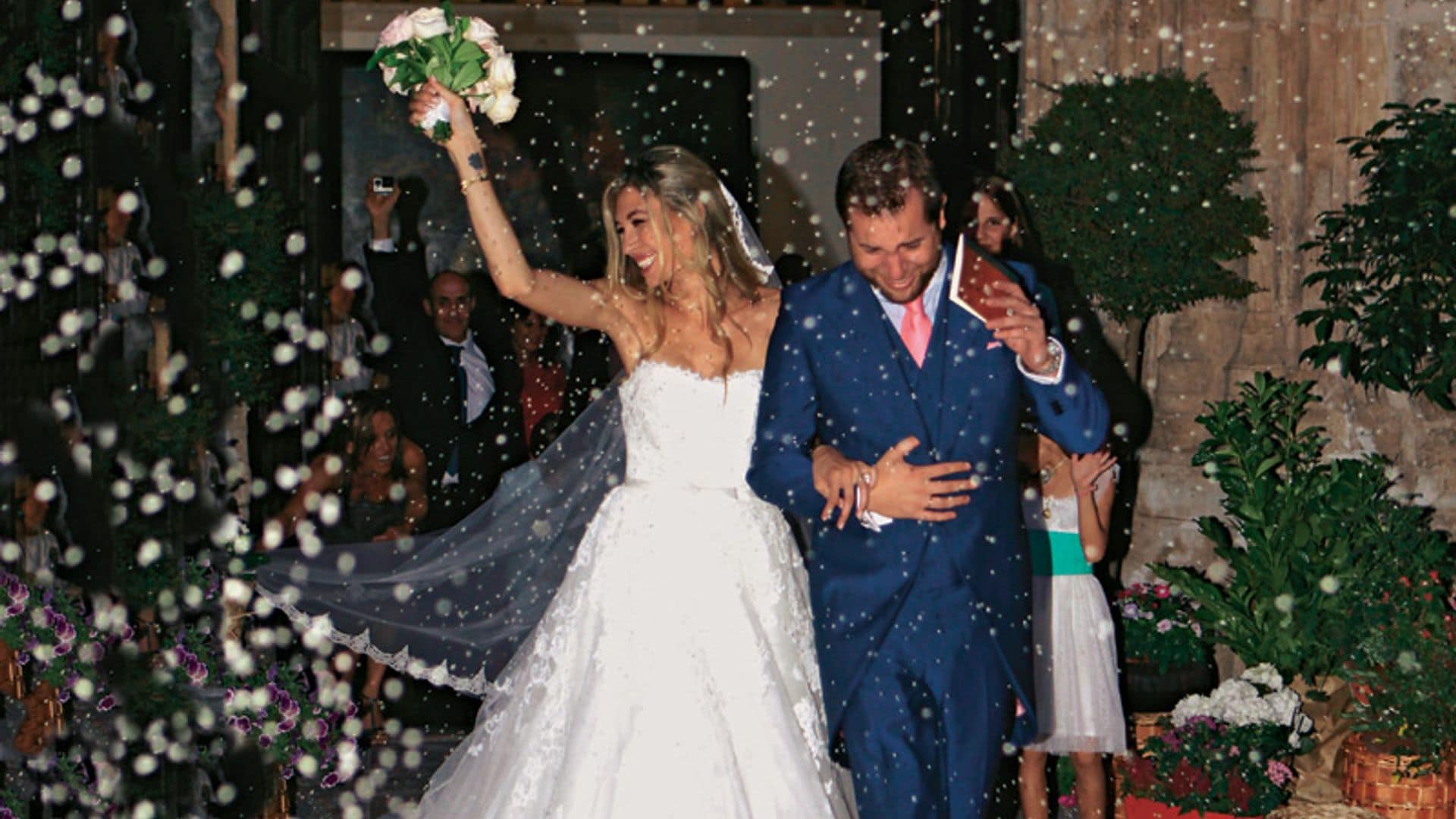 En vídeo: La emotiva boda de Alejandro Rew, hijo de Myriam de la Sierra, y Rebeca Selma