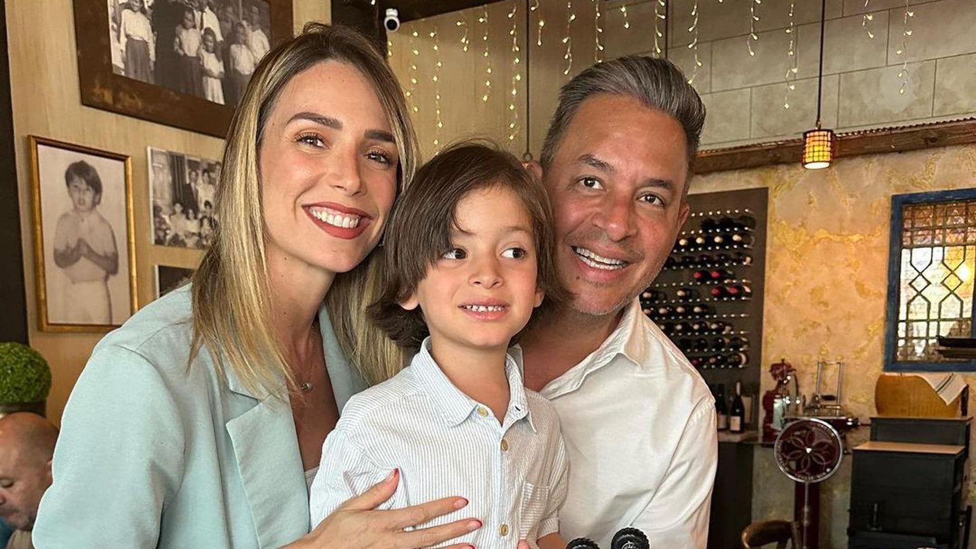 Daniel Sarcos, feliz junto a su hijo tras una delicada cirugía de cadera