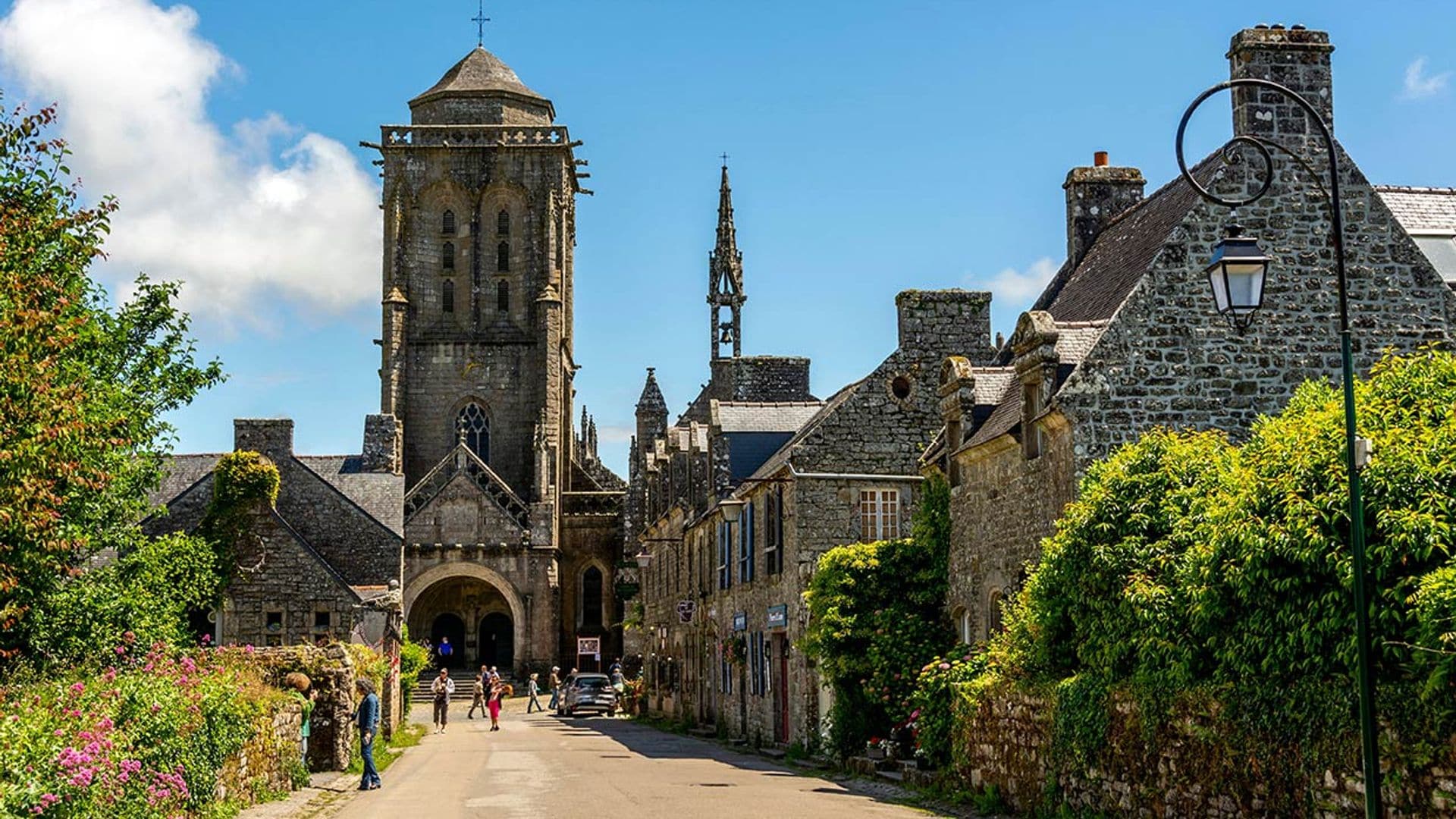 Destinos (casi) secretos de Francia para descubrir este año