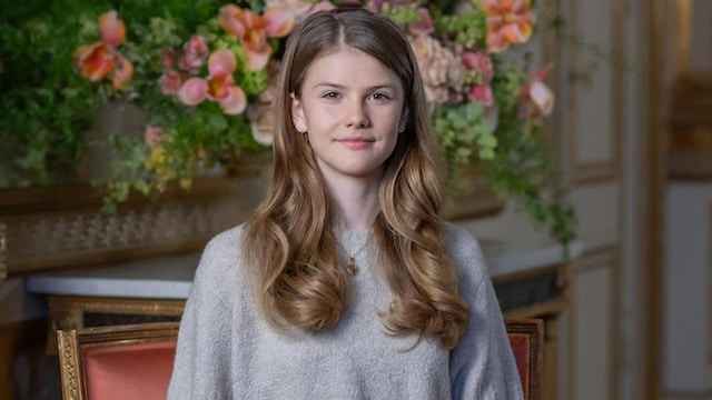 Estelle de Suecia posa al cumplir 13 años