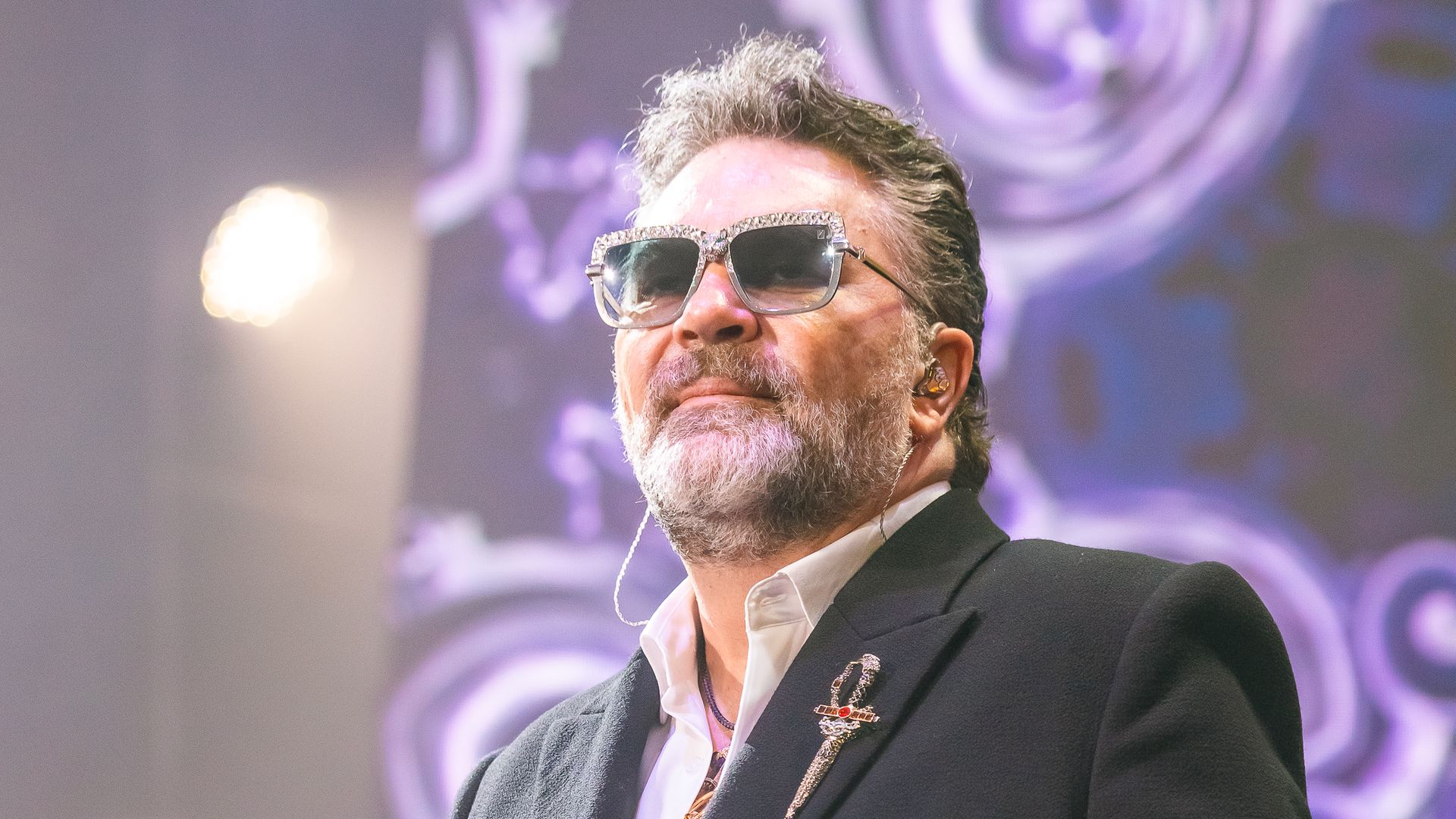 Mijares sorprende a sus fans con el anuncio de una difícil decisión